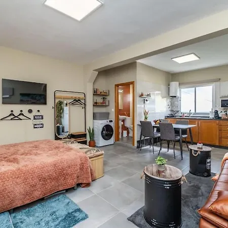 Super - T0 * Seixal (Madeira)