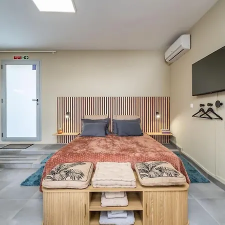 Apartman Super - T0 Seixal